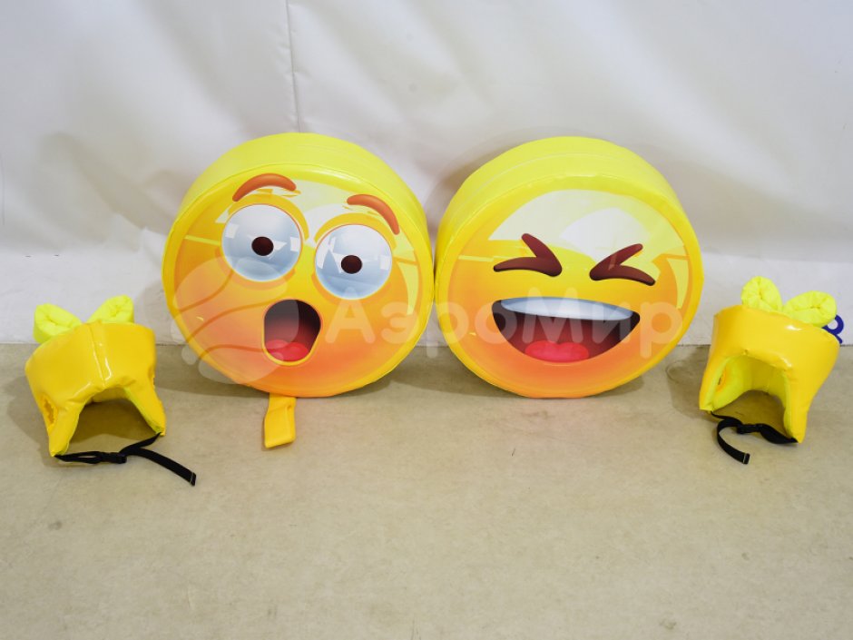 Бой подушками — игровой реквизит для шуточных боев