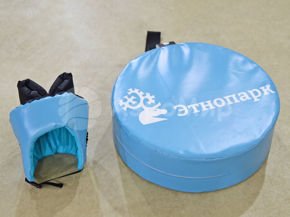 Бой подушками брендированный