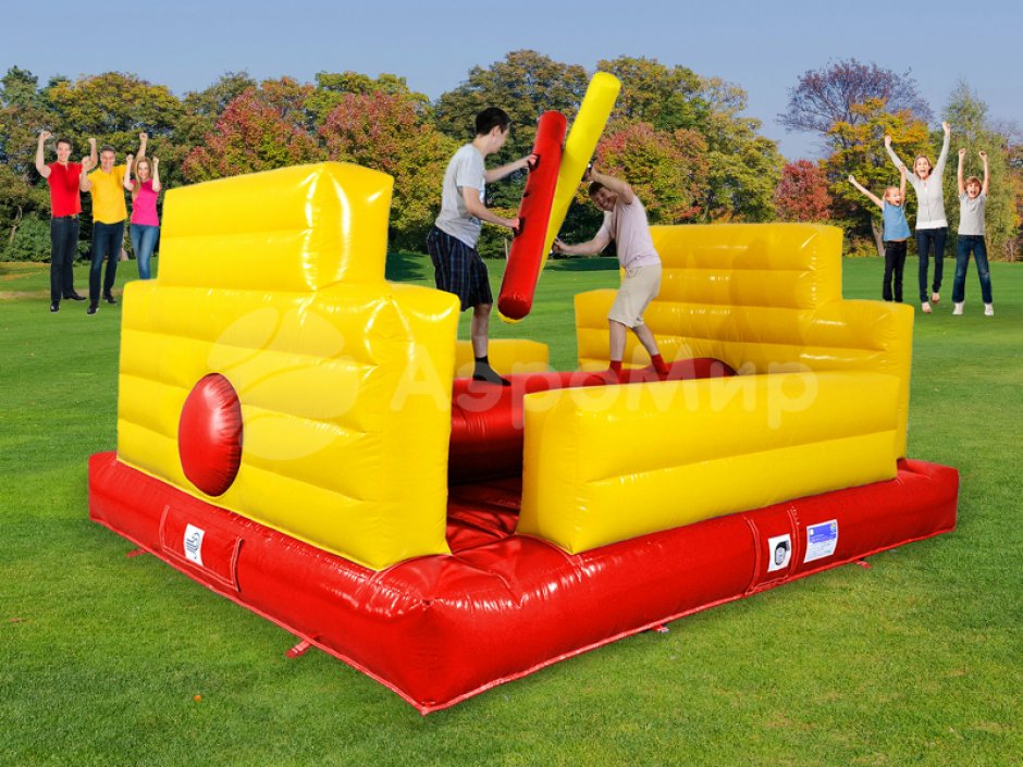 Бой на бревне — командный аттракцион на два участника