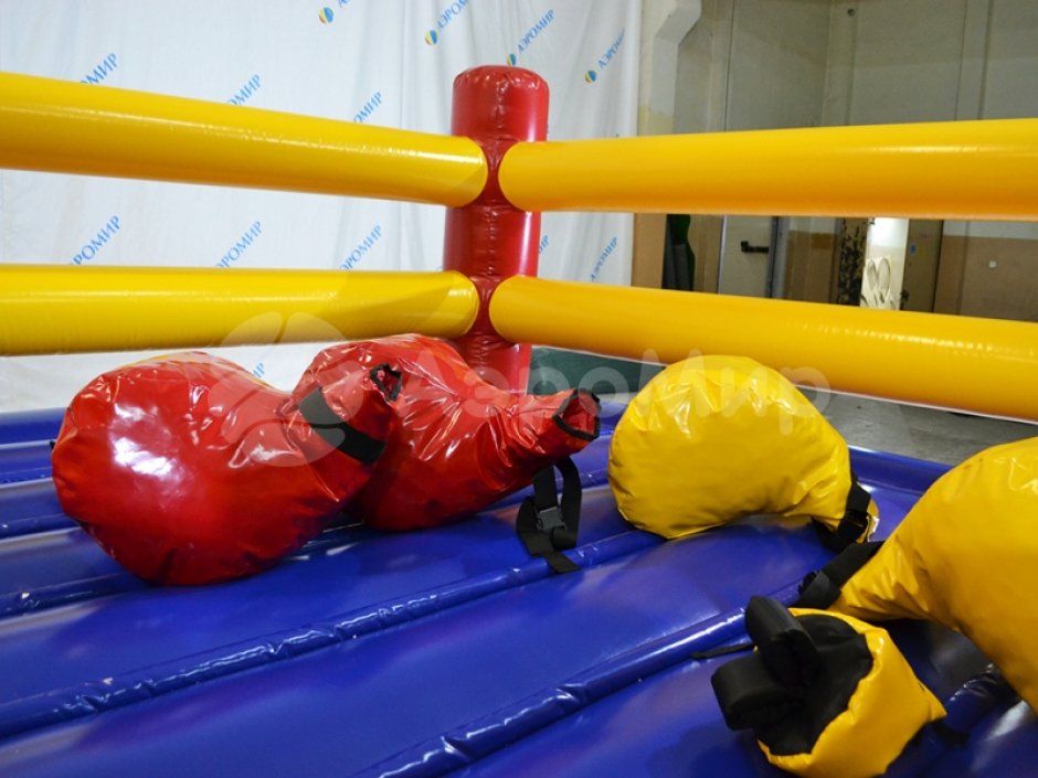 Бойцовский клуб — командный аттракцион для шуточных боев