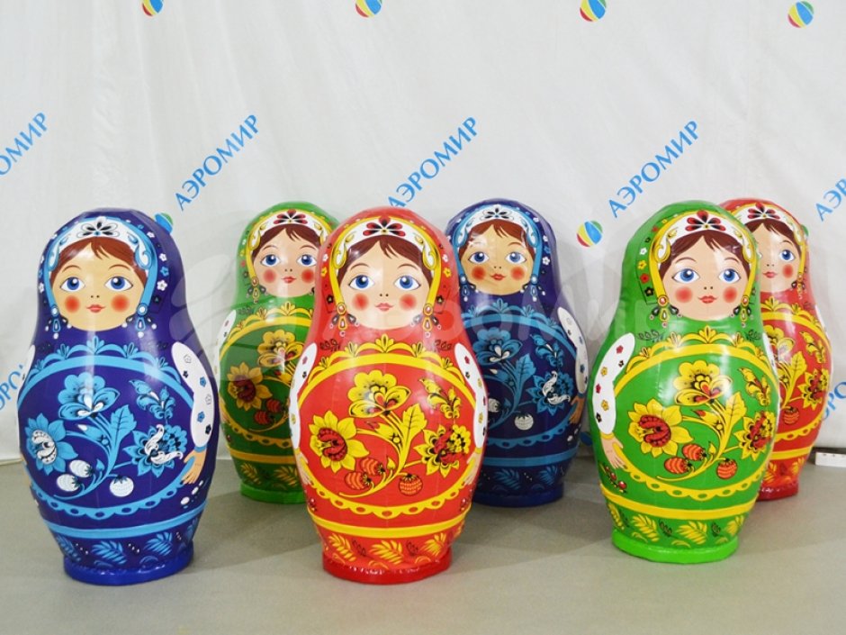 Большие надувные кегли с мячом