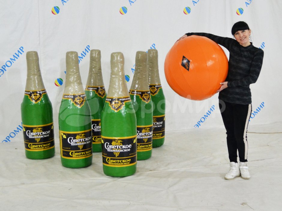 Командный аттракцион Кегли Шампанское — популярная праздничная игра в боулинг