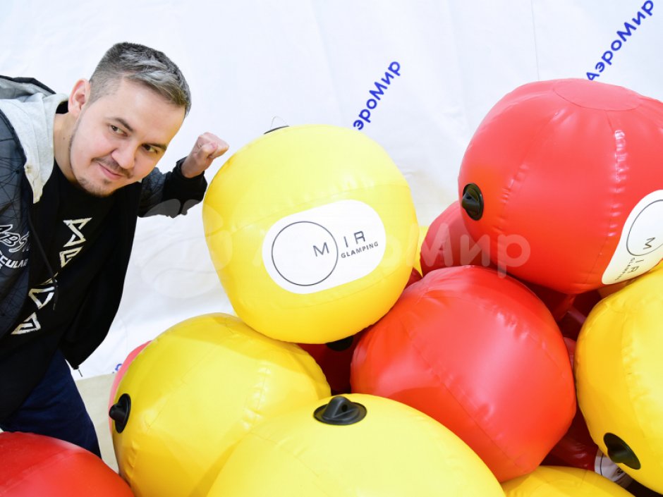 Надувные водные буйки