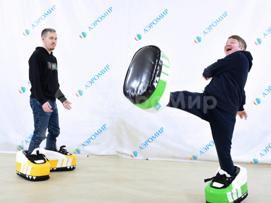 Гигантские бутсы — для эстафет, конкурсов и веселых забегов