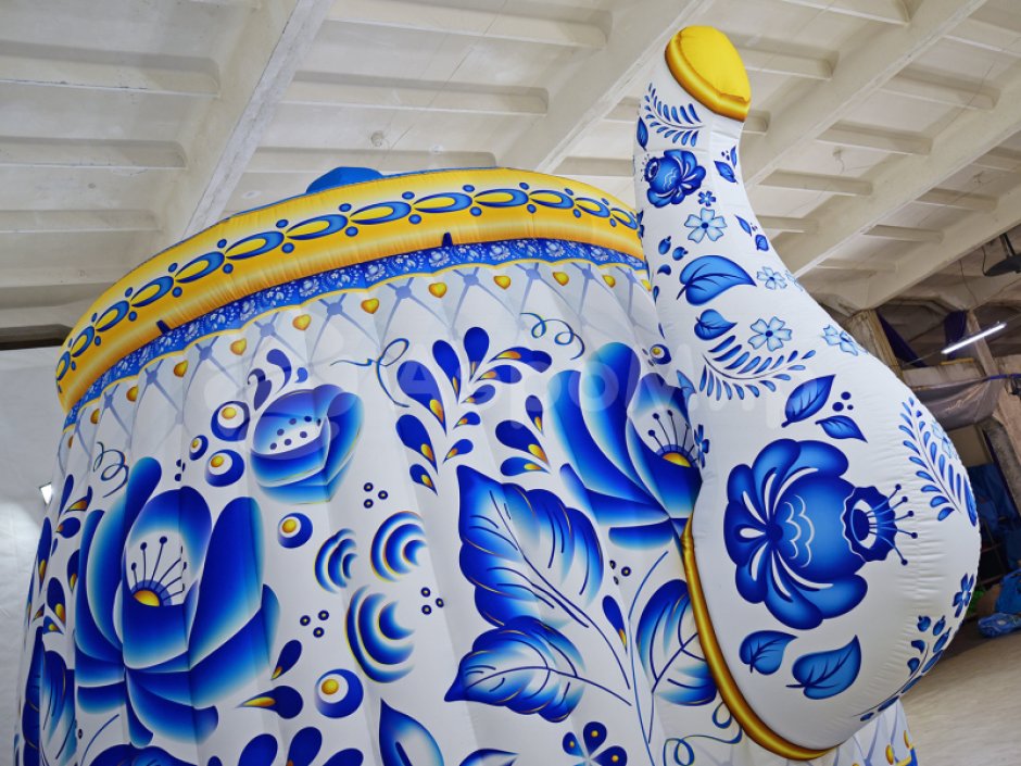 Надувной чайник-дом — для праздников, выставок и торговли