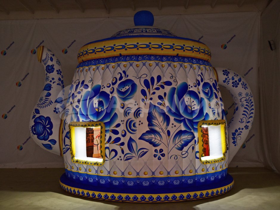 Надувной чайник-дом — для праздников, выставок и торговли