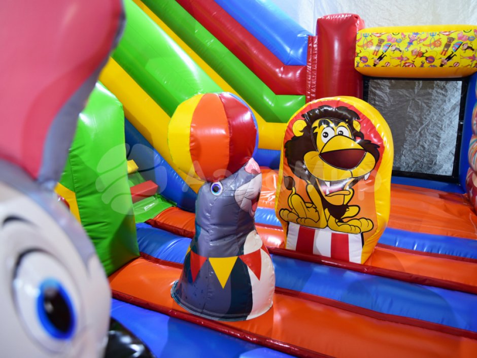 Надувной батут Цирк с горками и батутной ареной на 56 м²