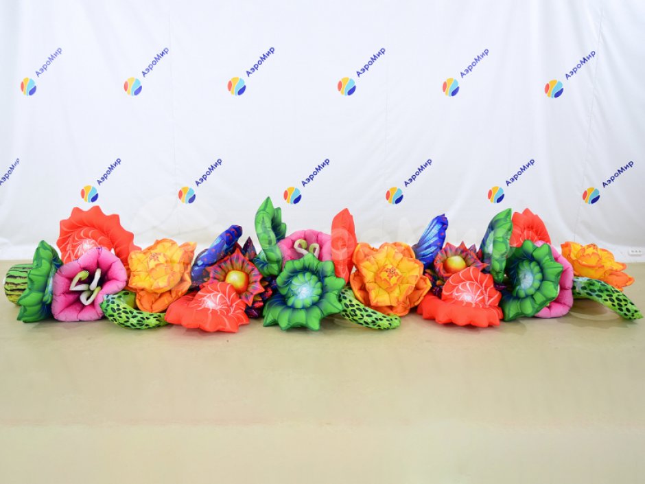 Фэнтези — яркая надувная гирлянда