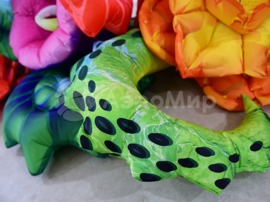 Фэнтези — яркая надувная гирлянда