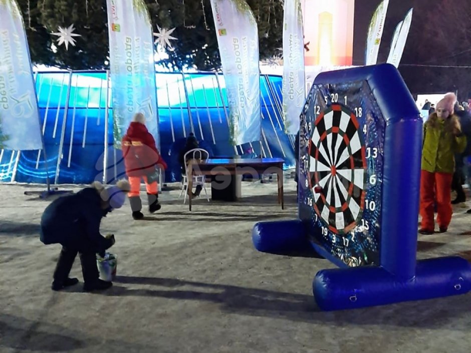 Надувной дартс со сменными баннерами для праздников и мероприятий