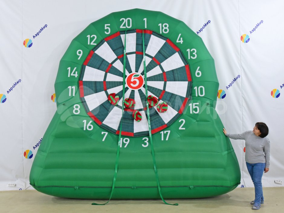 Надувной футбольный дартс на липе