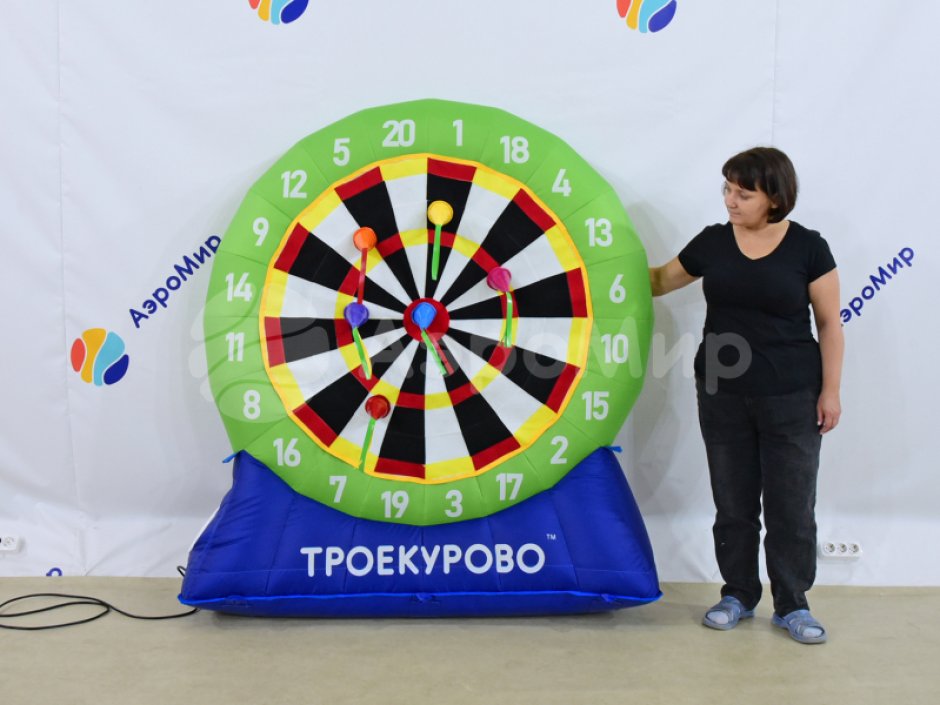 Надувной дартс