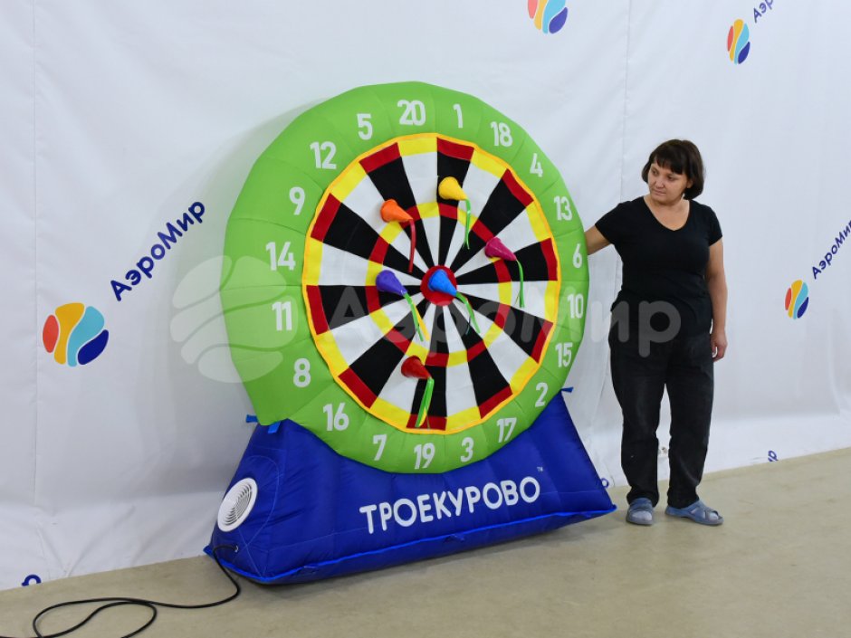 Надувной дартс