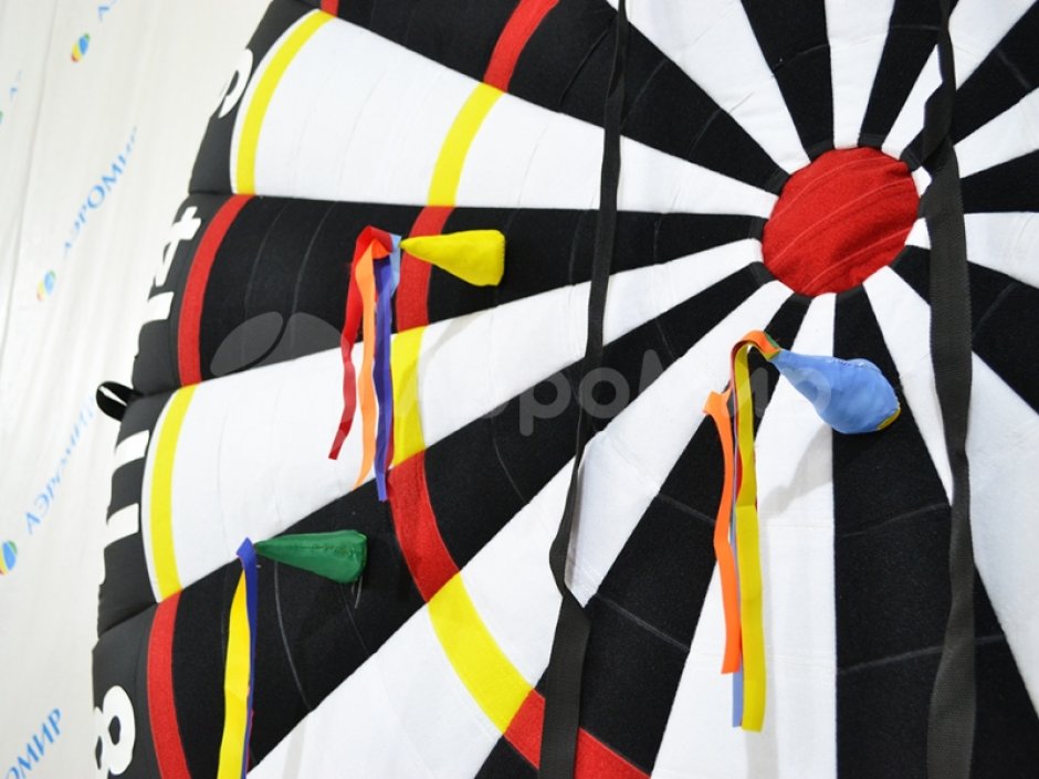 Надувной дартс