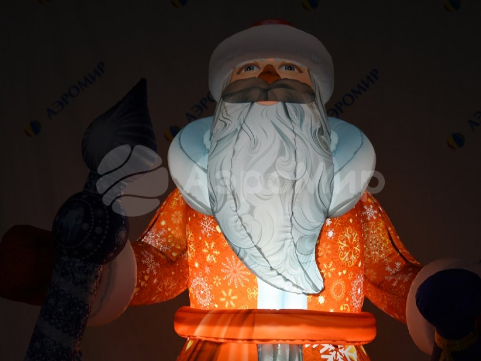 Надувная фигура Дед Мороз в исполнении премиум 2.0