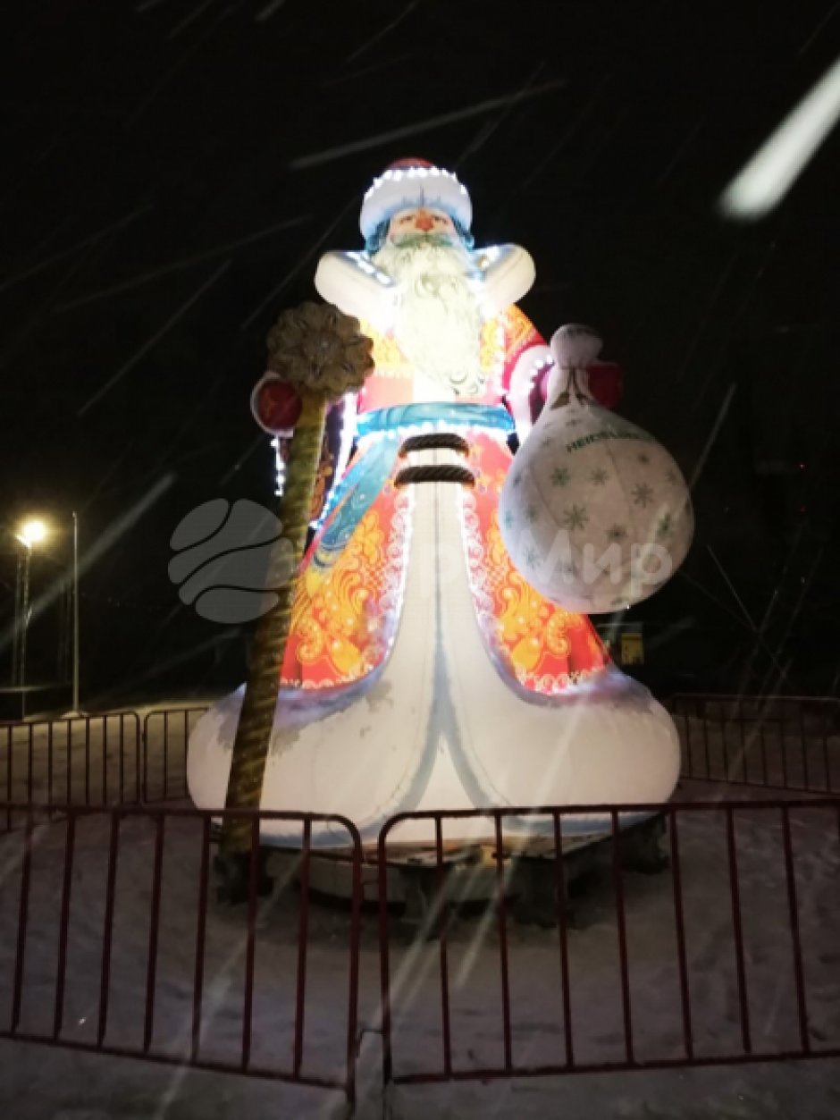 Надувная фигура Дед Мороз Эксклюзив — для улицы, с подсветкой