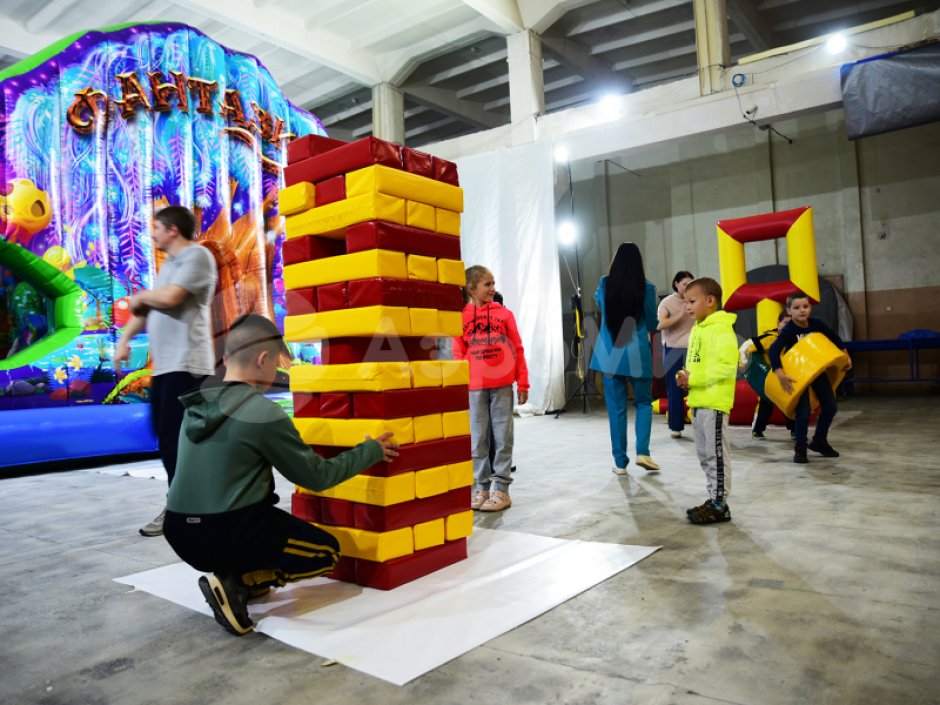 Гигантская дженга — популярная игра формата XXL