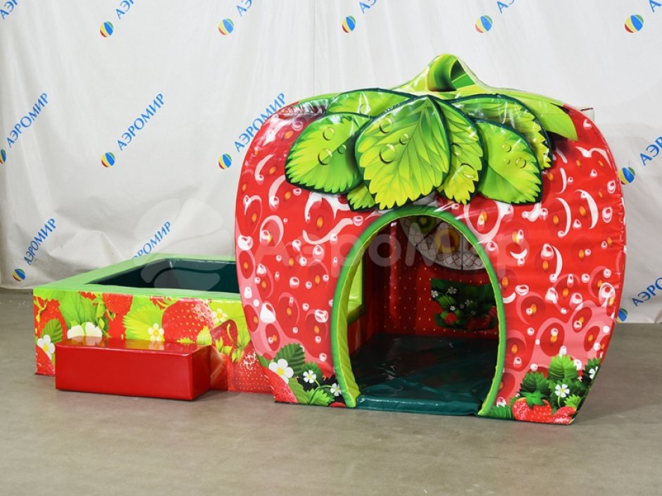 Домик клубничка — мягкий игровой дом с сухим бассейном