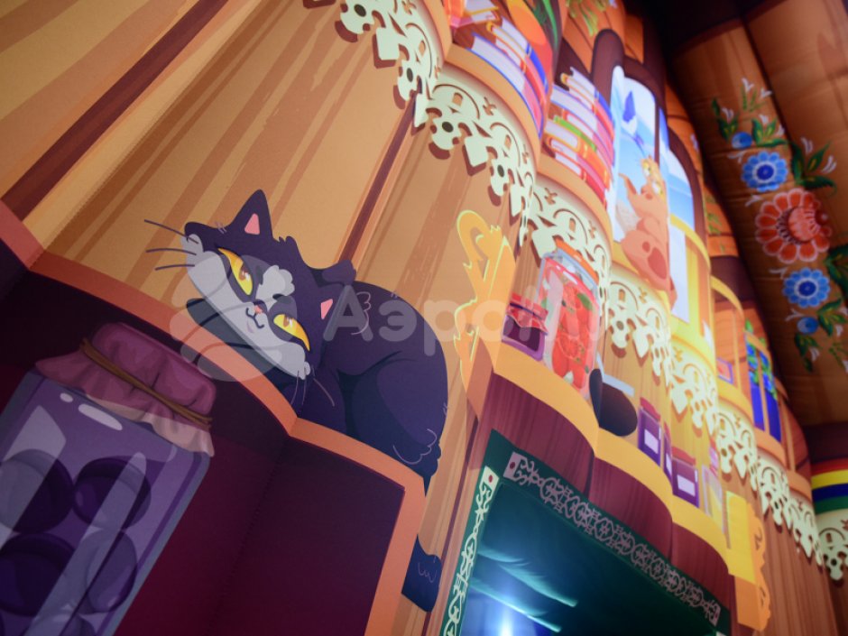 Надувная изба — для тематических праздников и гуляний