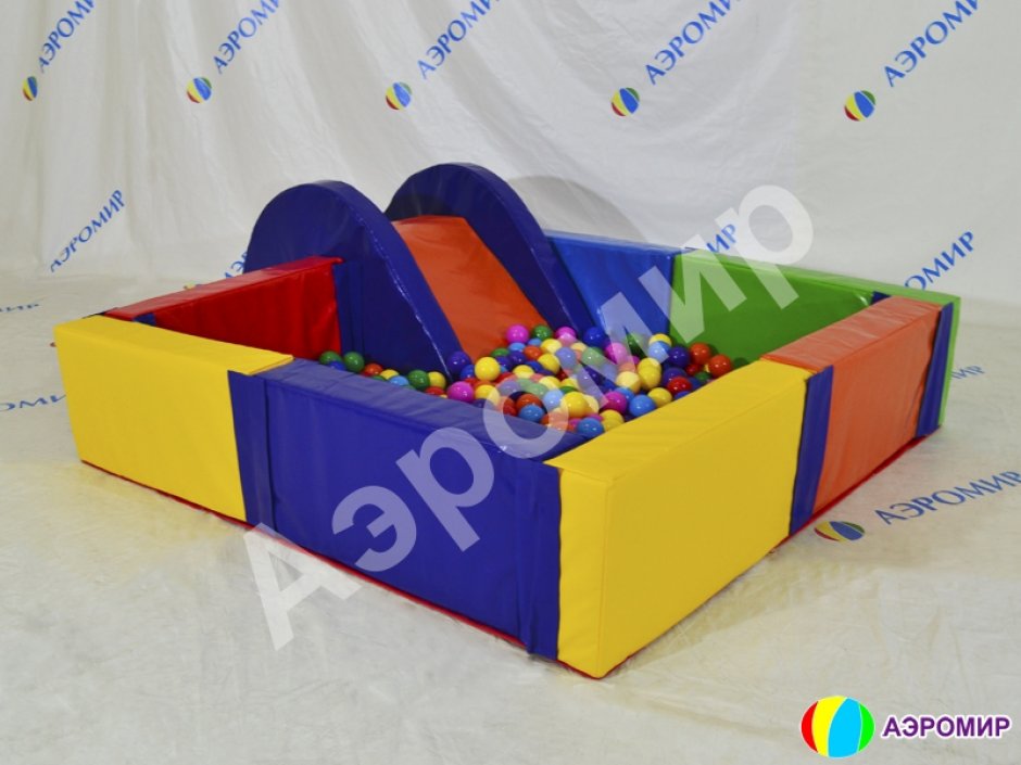 Сухой бассейн с горкой «Дружба-1»