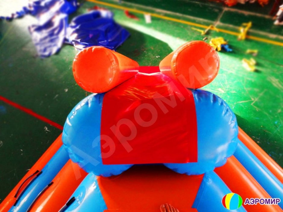 Надувная Пирамида для водного аттракциона