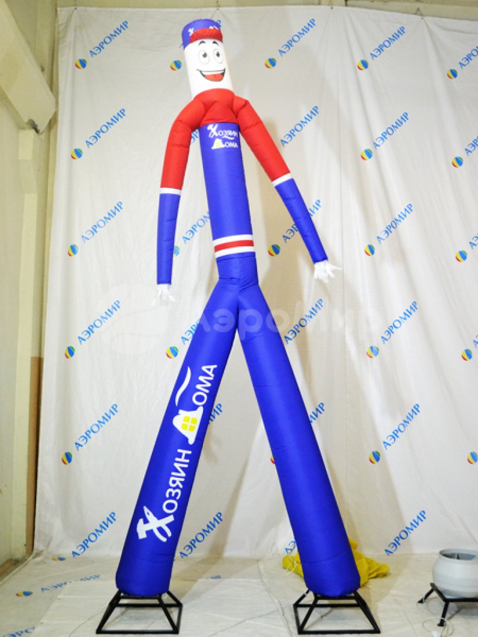 Аэромен на двух ногах с индивидуальным дизайном