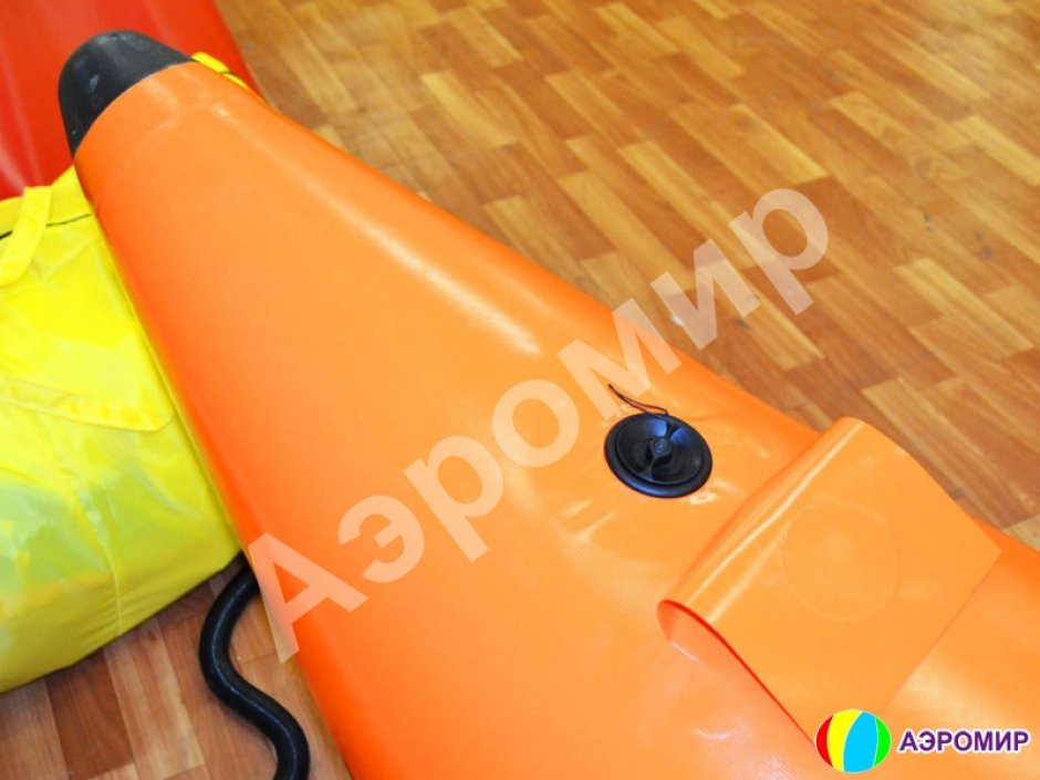 Банан надувной зимний — аттракцион банан-сани на 3, 4 или 5 мест