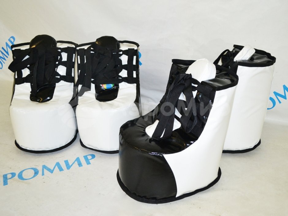 Командный игровой реквизит Гигантские кеды — для эстафет, конкурсов и веселых забегов