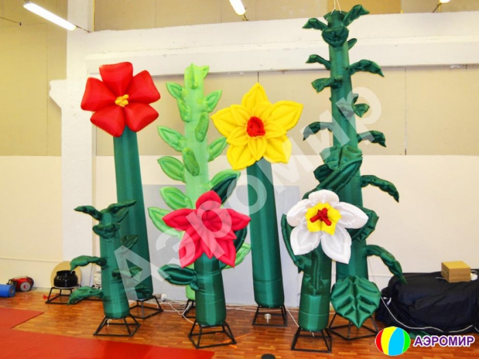 Надувные фигуры для рекламы и PR