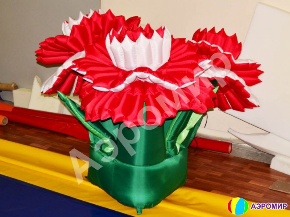 Композиция День Победы — торжественное оформление 9 мая