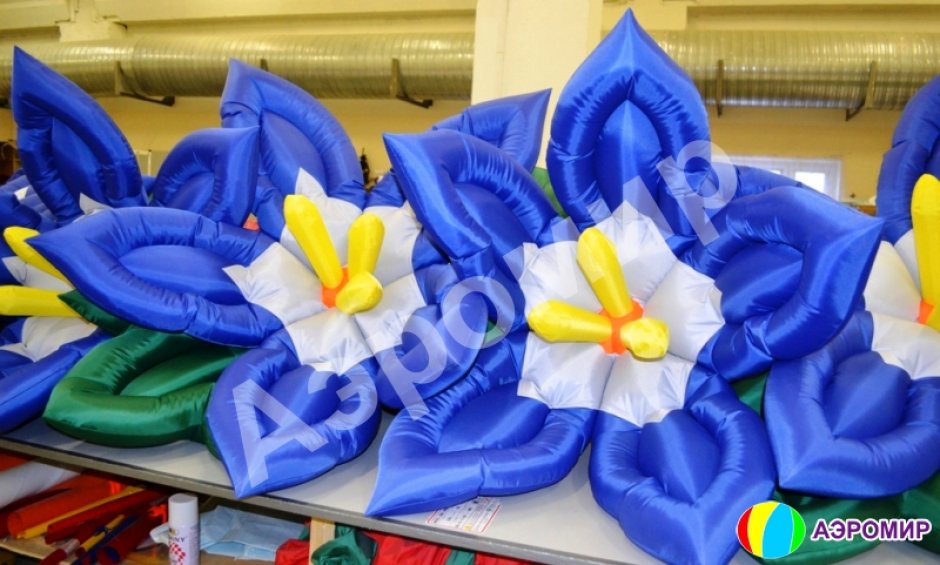 Лилия с раскрытием