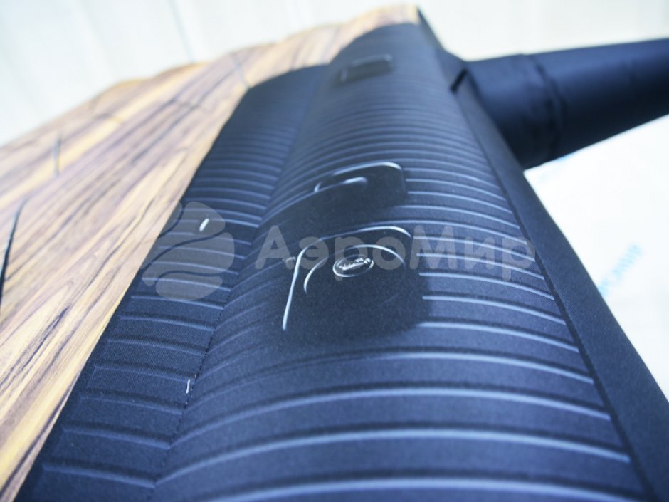 Универсальный рекламный носитель с эффектом машущей руки