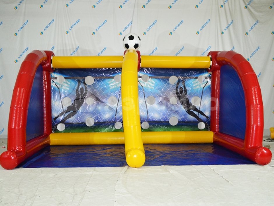 Двойной удар — футбольный аттракцион на два участника