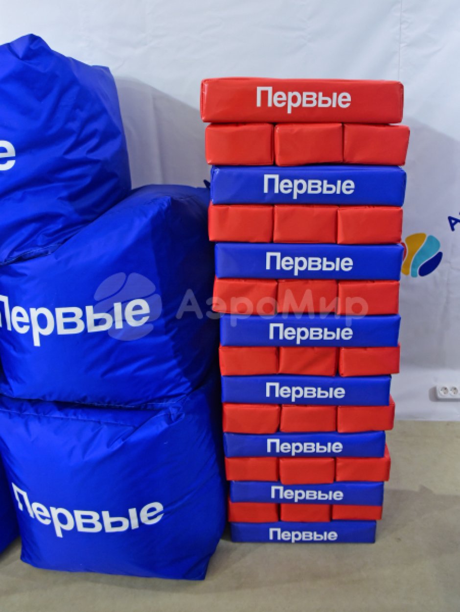 Гигантская дженга — популярная игра формата XXL