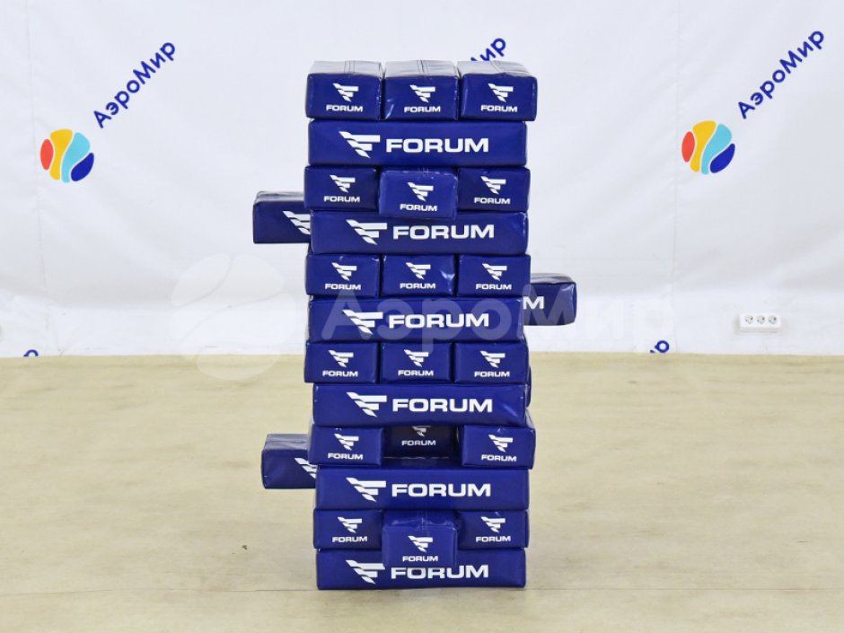 Гигантская дженга — популярная игра формата XXL