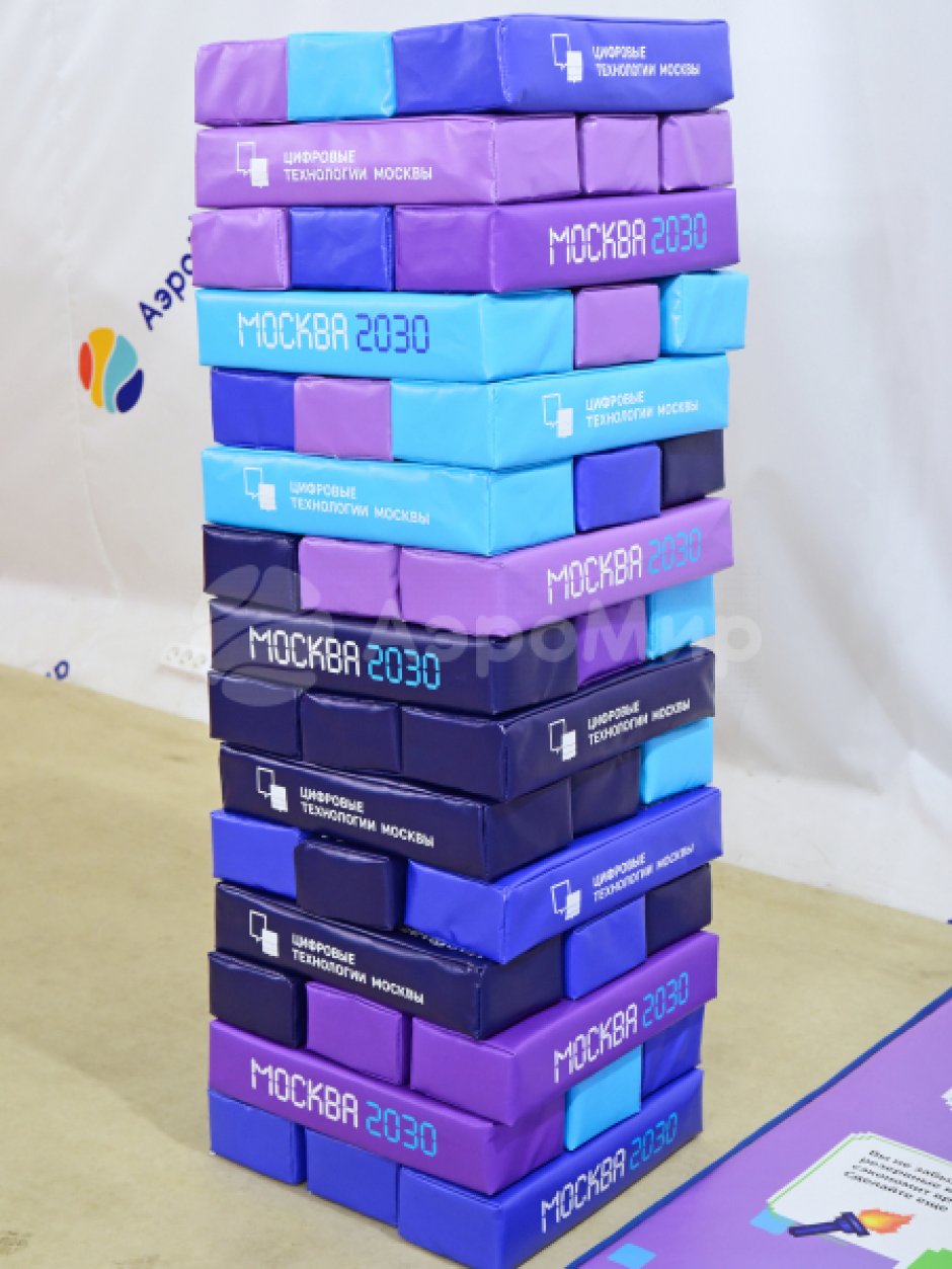 Гигантская дженга — популярная игра формата XXL