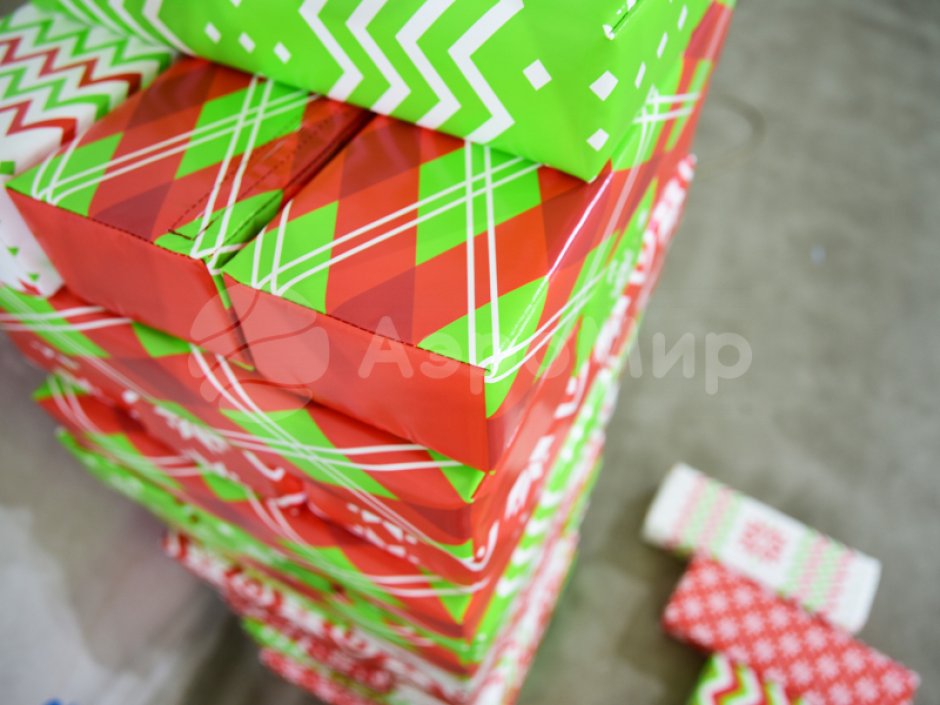 Гигантская новогодняя дженга