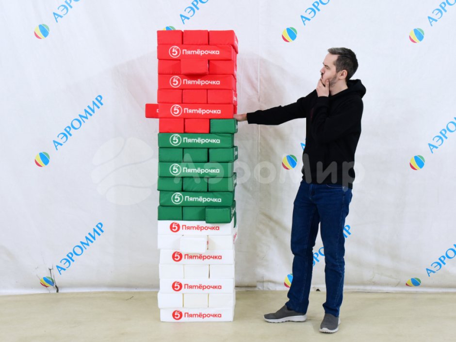 Гигантская дженга — популярная игра формата XXL