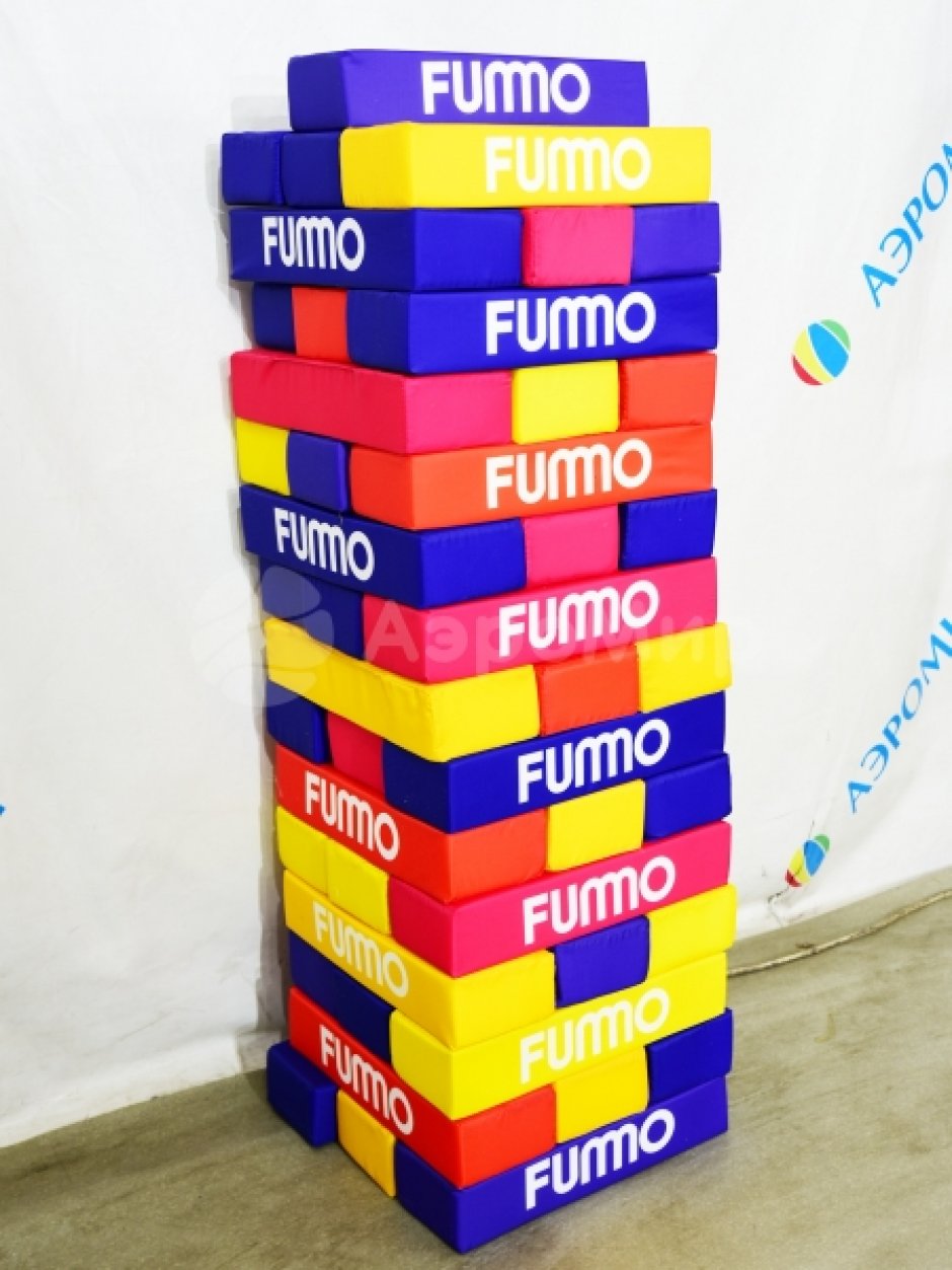 Гигантская дженга — популярная игра формата XXL