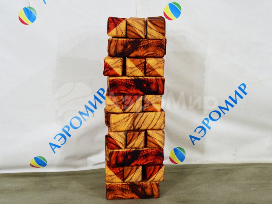 Гигантская дженга — популярная игра формата XXL