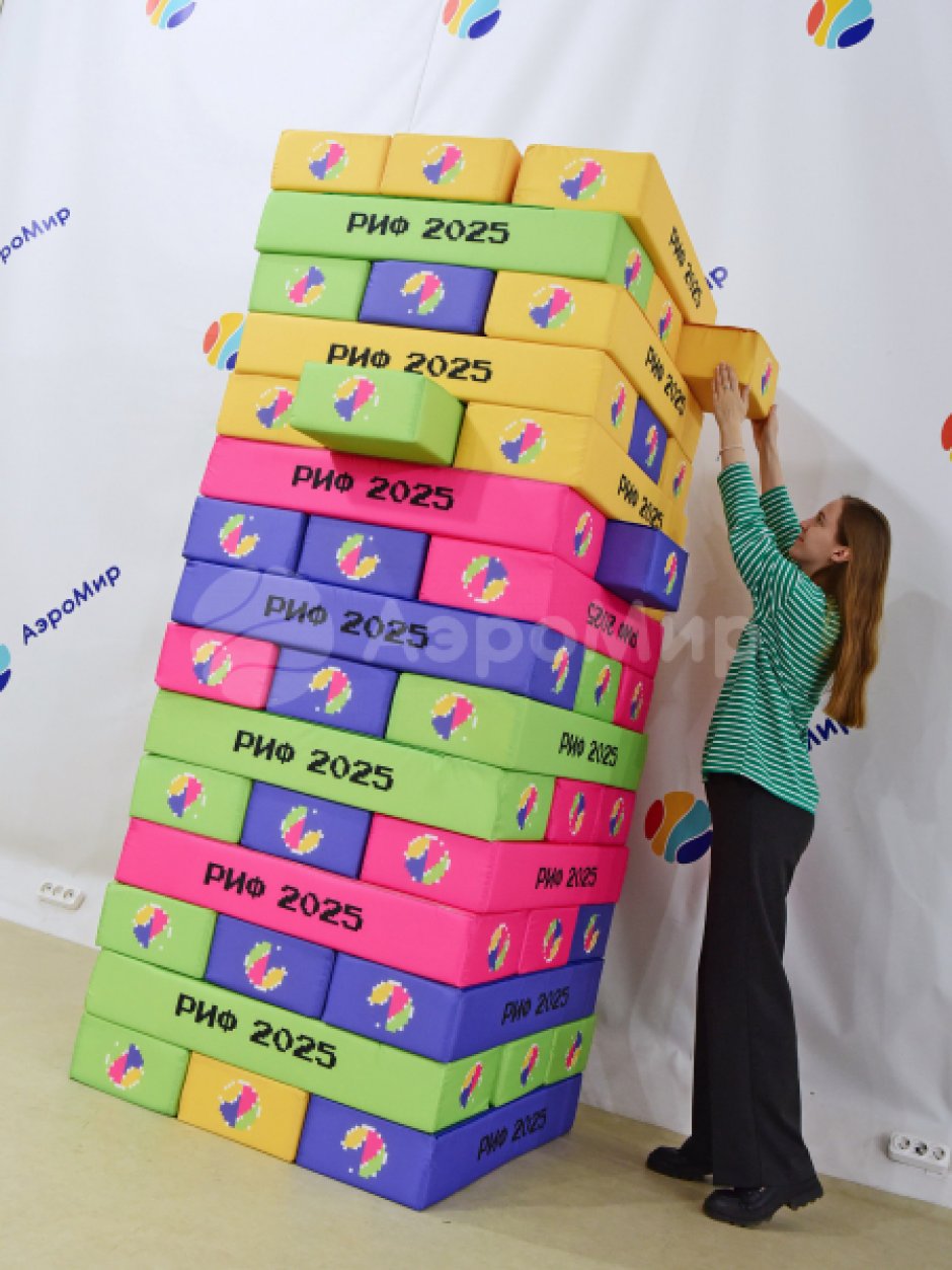 Командный игровой реквизит Мега дженга