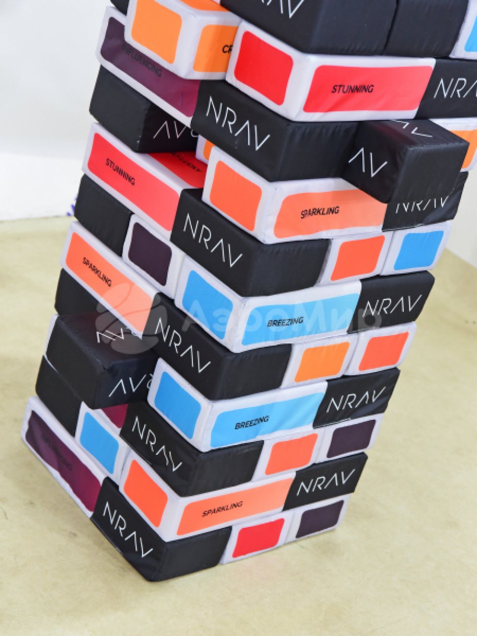 Гигантская дженга — популярная игра формата XXL