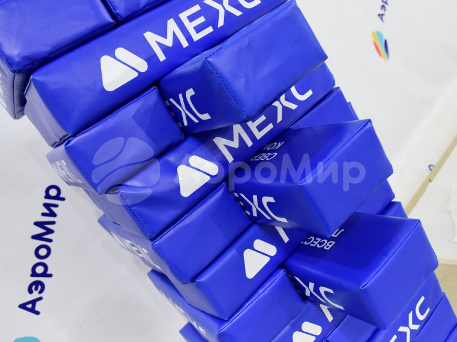 Гигантская дженга — популярная игра формата XXL