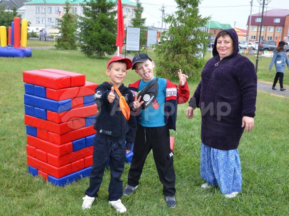 Гигантская дженга — популярная игра формата XXL