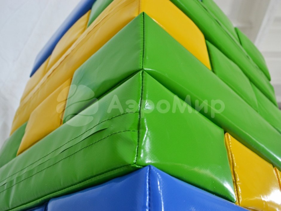 Гигантская дженга — популярная игра формата XXL