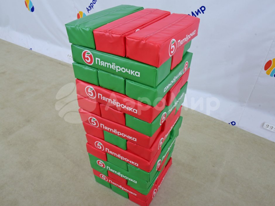 Гигантская дженга — популярная игра формата XXL