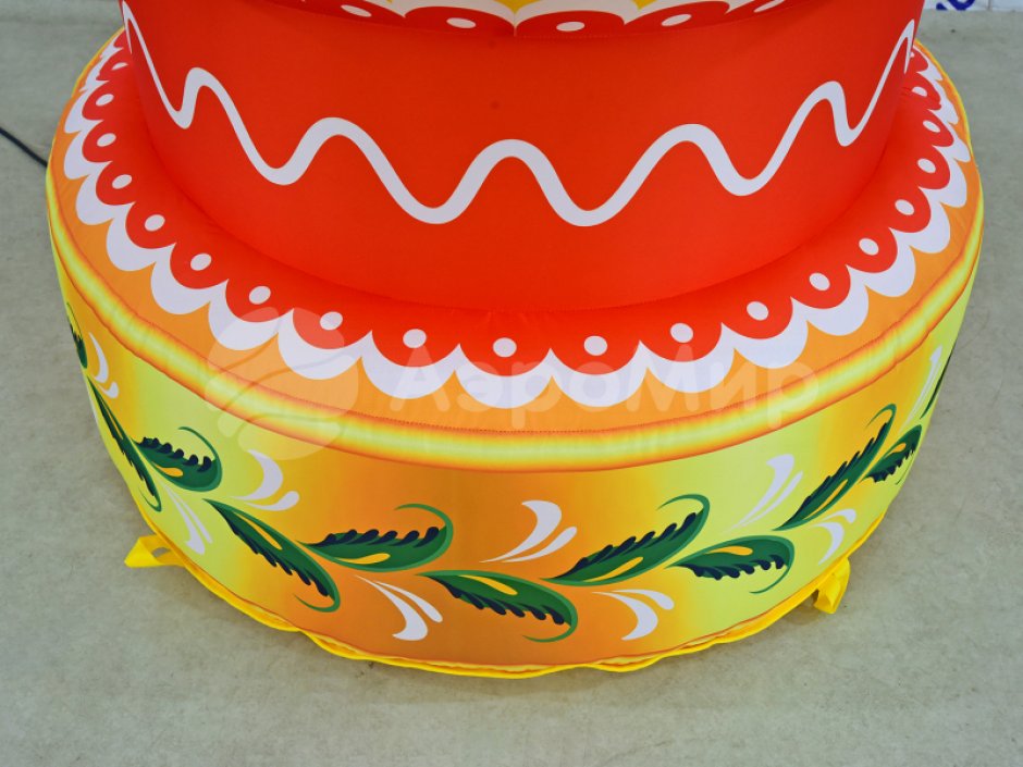 Пасхальное яйцо расписное — большая надувная фигура на Пасху