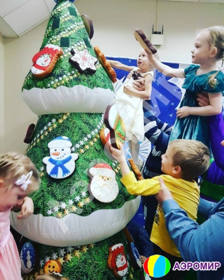 Большая надувная Ёлка с новогодними игрушками