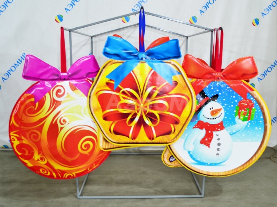 Подвесные новогодние игрушки для улицы