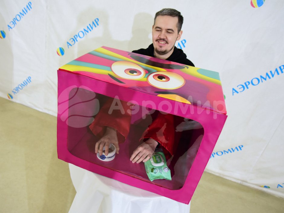 Кажется, нащупал или угадай, что внутри